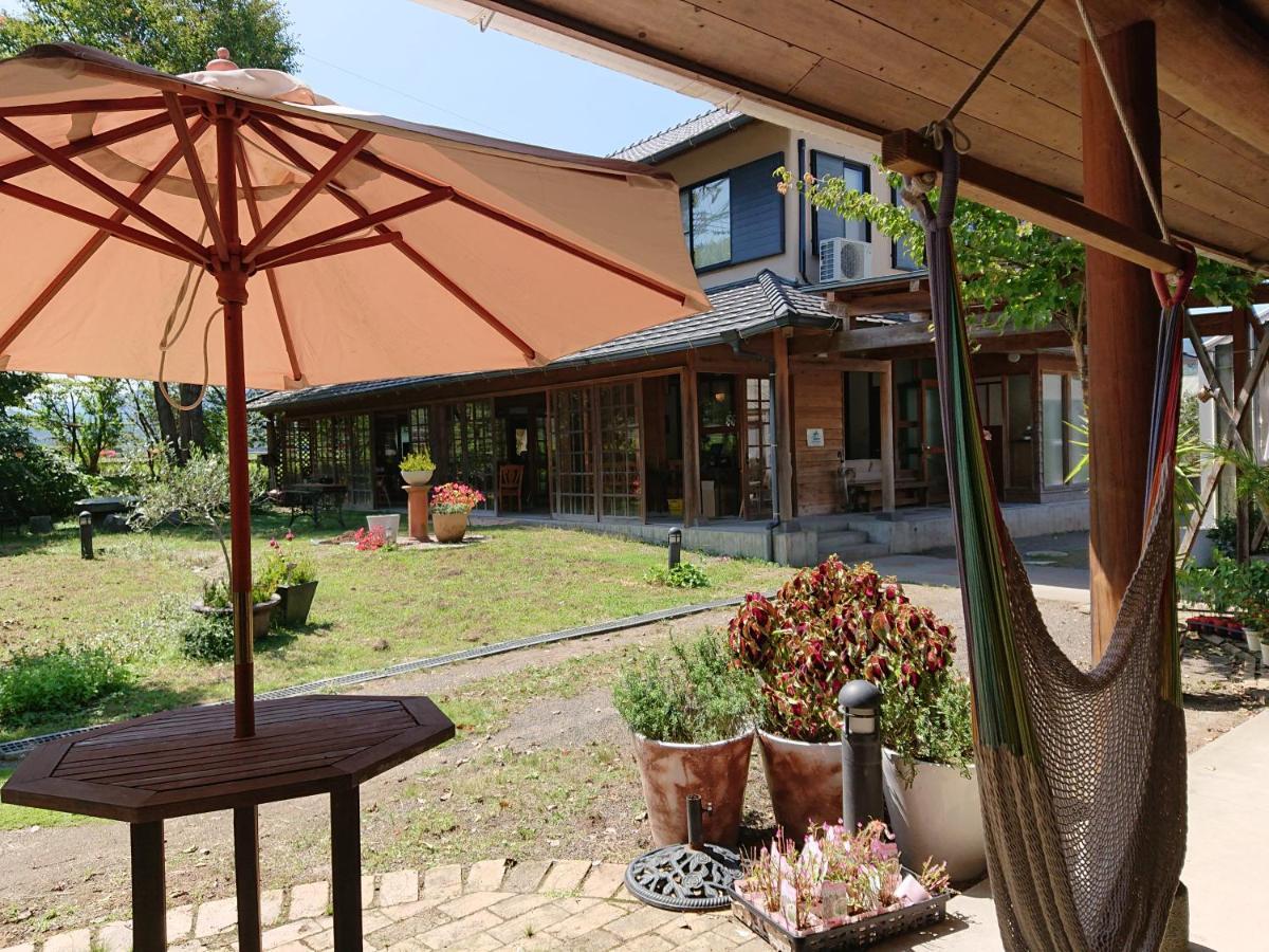 Yufuin Flora House Acomodação com café da manhã Exterior foto